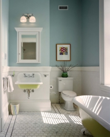 Bright traditional bathroom - New Bathroom?