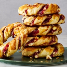 Festive, Easy, Delicious - Cranberry-Feta Wreaths Are Holiday Magic on a Plate - Cooking