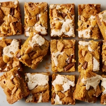 How S’mores Bars Turn a Messy Campfire Treat Into a Party-Friendly Dessert - Cooking