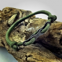 Paracord Bracelets With Bike Chain Links - Products For Guys