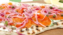 Smoked salmon pizza with marinated onion.. - Salmon Recipes