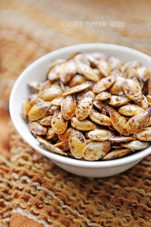 Toasted pumpkin seeds - Food & Drink