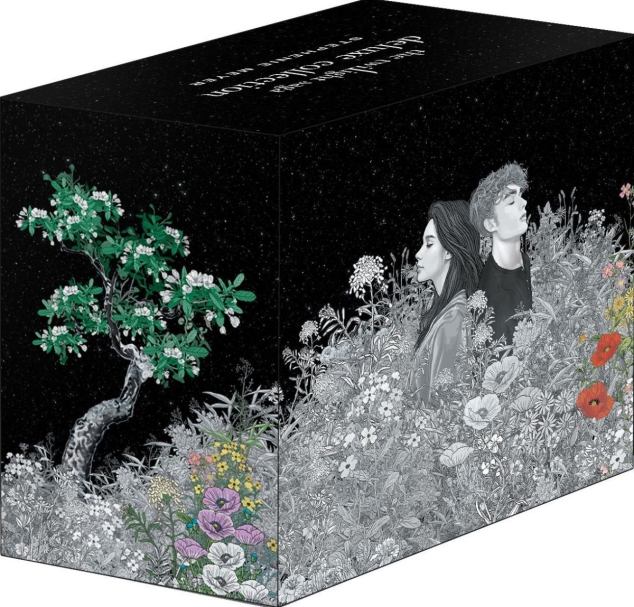 A Collector’s Dream: The Twilight Saga Deluxe Hardcover Collection - Image 2