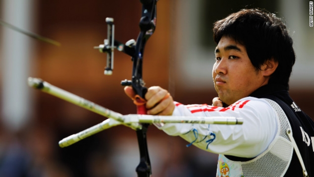 Blind archer posts first world record of London Olympics