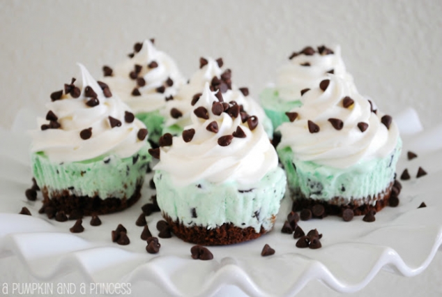 Cake Batter Ice Cream Cupcakes - Image 3