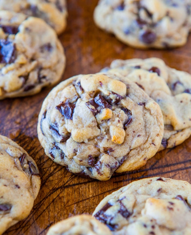 Chocolate Chip and Chunk Cookies