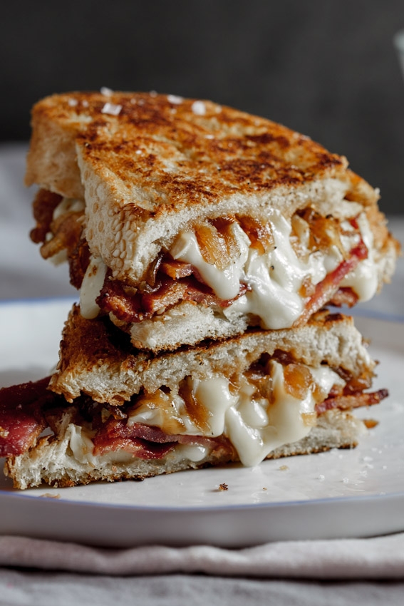 Crispy Bacon & Brie Grilled Cheese Sandwich With Caramelised Onions