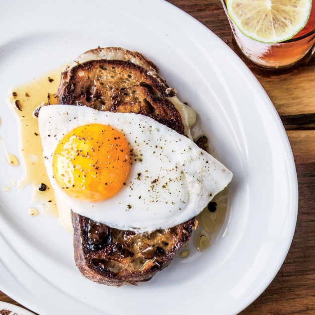 Fancy Grilled Cheese with a Fried Egg