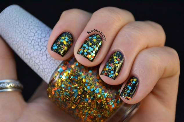 Gold color glitter nail polish