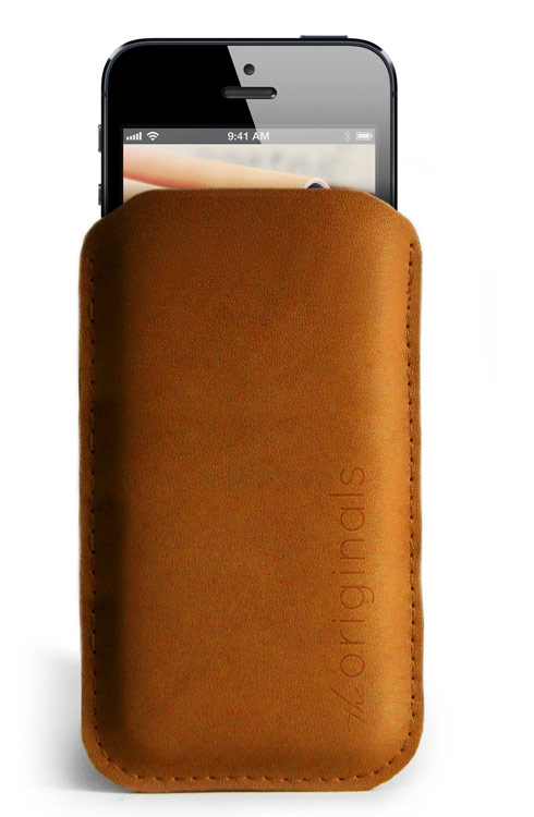 iPhone 5 Sleeve in Brown Leather from Mujjo