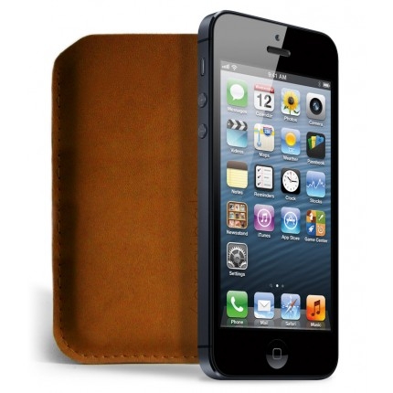 iPhone 5 Sleeve in Brown Leather from Mujjo - Image 2