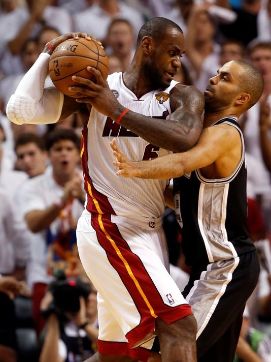 Miami Heat beat San Antonio Spurs & force Game 7 - Image 2