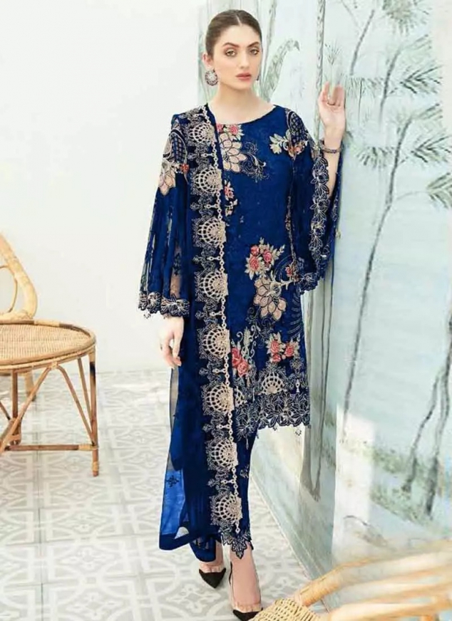 Pakistani Suits Online