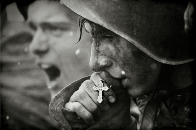 Russian soldiers preparing for the Battle of Kursk