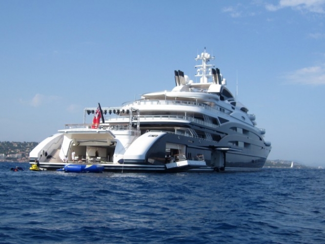 Serene - The 134 metre mega motor yacht 