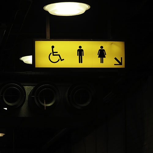 "Stand Out with Custom Wayfinding Signs in Orlando, FL"