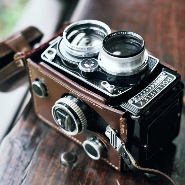 The Rolleiflex 2.8 FX Medium Format Twin Lens Reflex Camera 