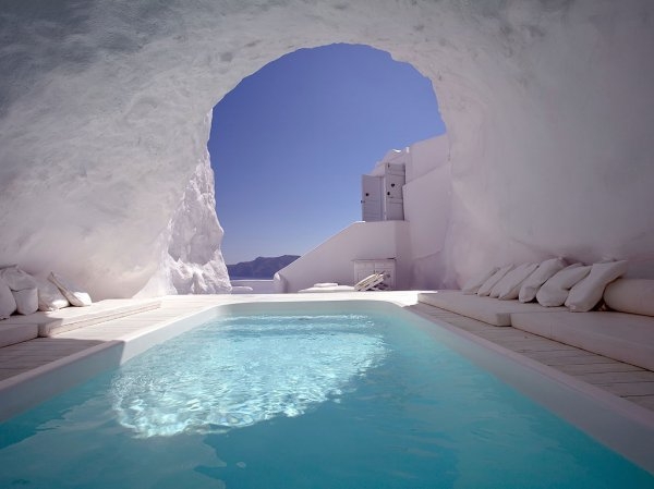 White Cave Pool - Katikies Hotel in Santorini, Greece