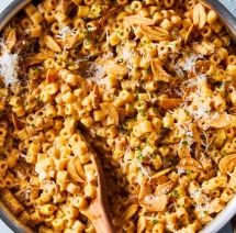 Creamy Garlicky Alfredo Ditalini Is the Comforting Summer Dinner I Didn't Know I Needed - Cooking