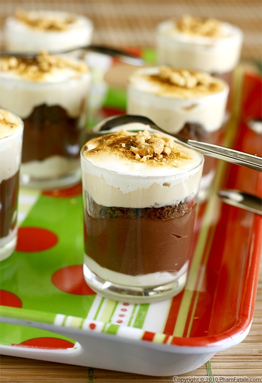 Deconstructed S'mores Recipe (Chocolate Peanut Butter Dessert Cups ...