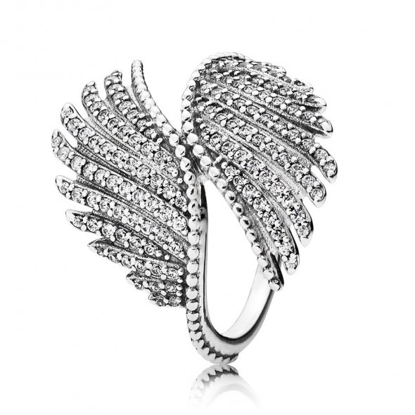 Majestic Feathers Ring by Pandora - FaveThing.com