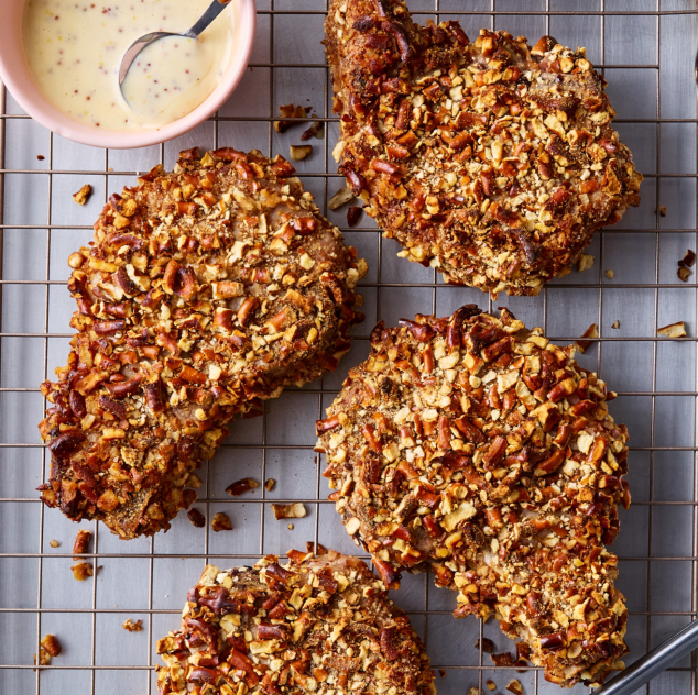Pretzels, Mustard and Pork Might Be the Ultimate Fall Dinner Combination
